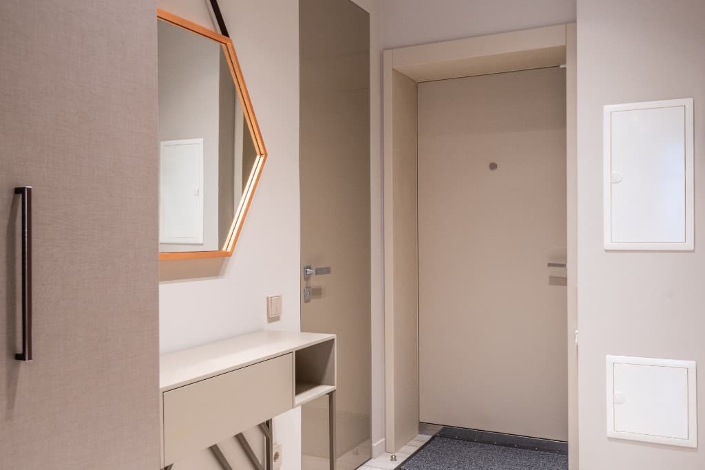 Innentüren: ATMI Fenster und Türen